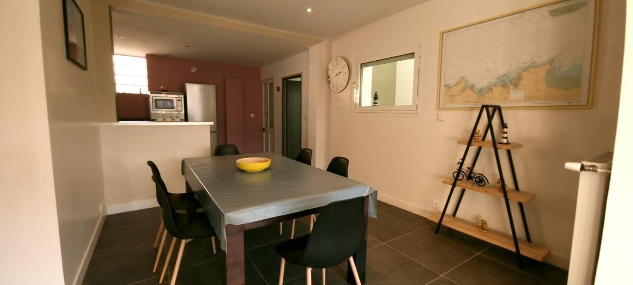 House With Terrace Near The Beach دينار المظهر الخارجي الصورة