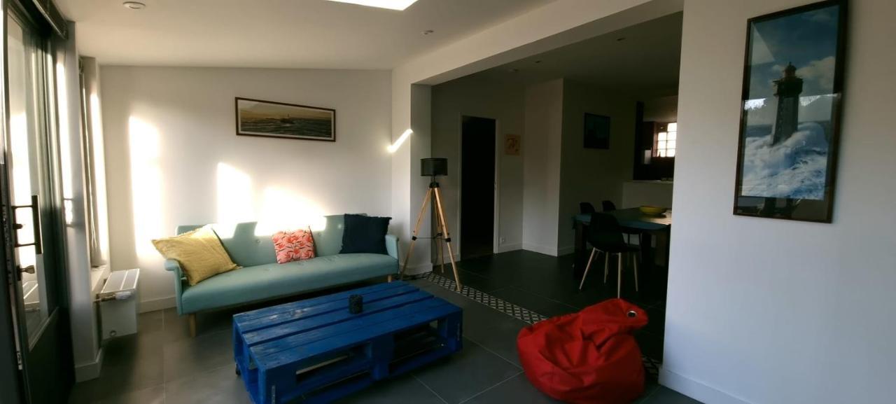House With Terrace Near The Beach دينار المظهر الخارجي الصورة